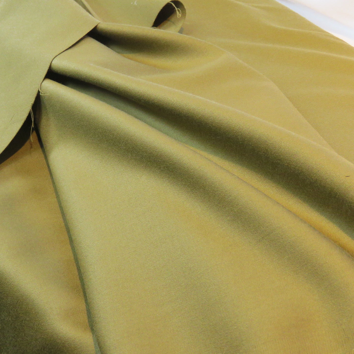 Light Trevira Summer Wool in Khaki Green